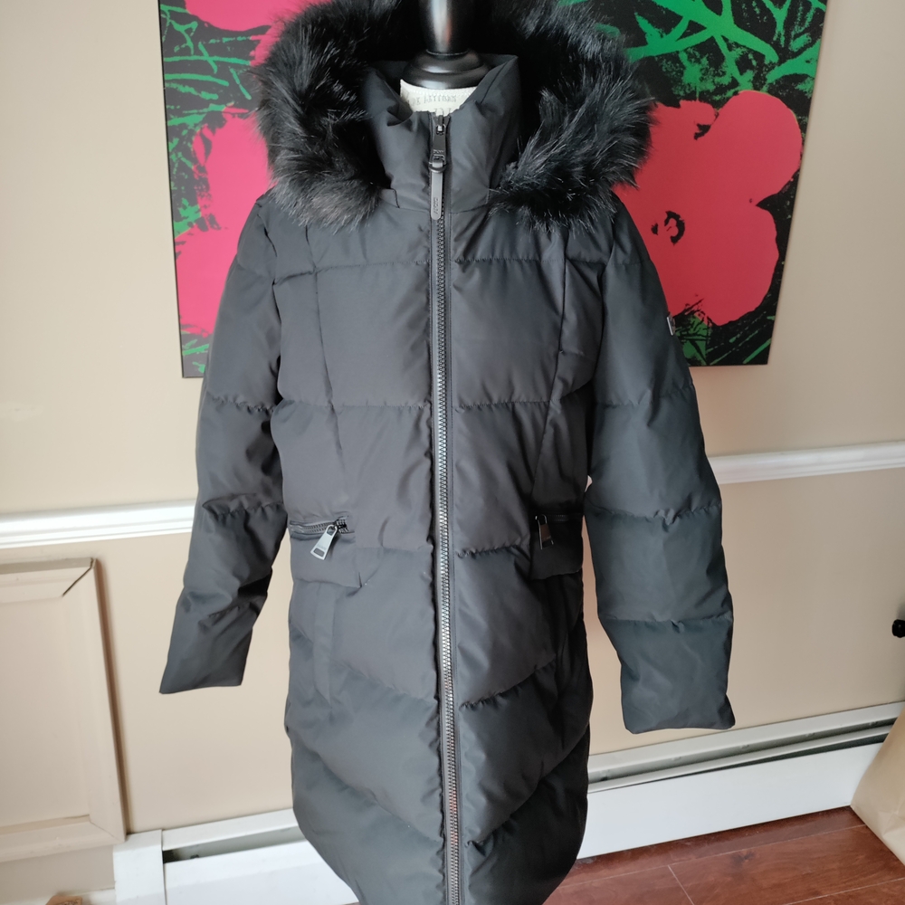 NWOT DKNY Charcoal Puffer Jacket with Faux Fur Hood Size L